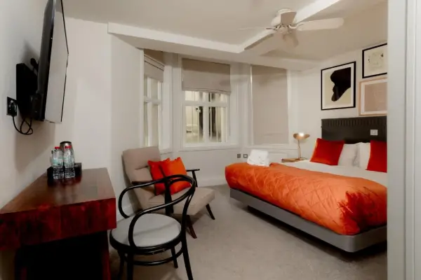 Kensington House Hotel Main image